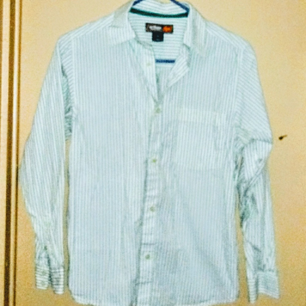 ☔Free w/purchase☔Urban Pipeline Up button down - Picture 1 of 4